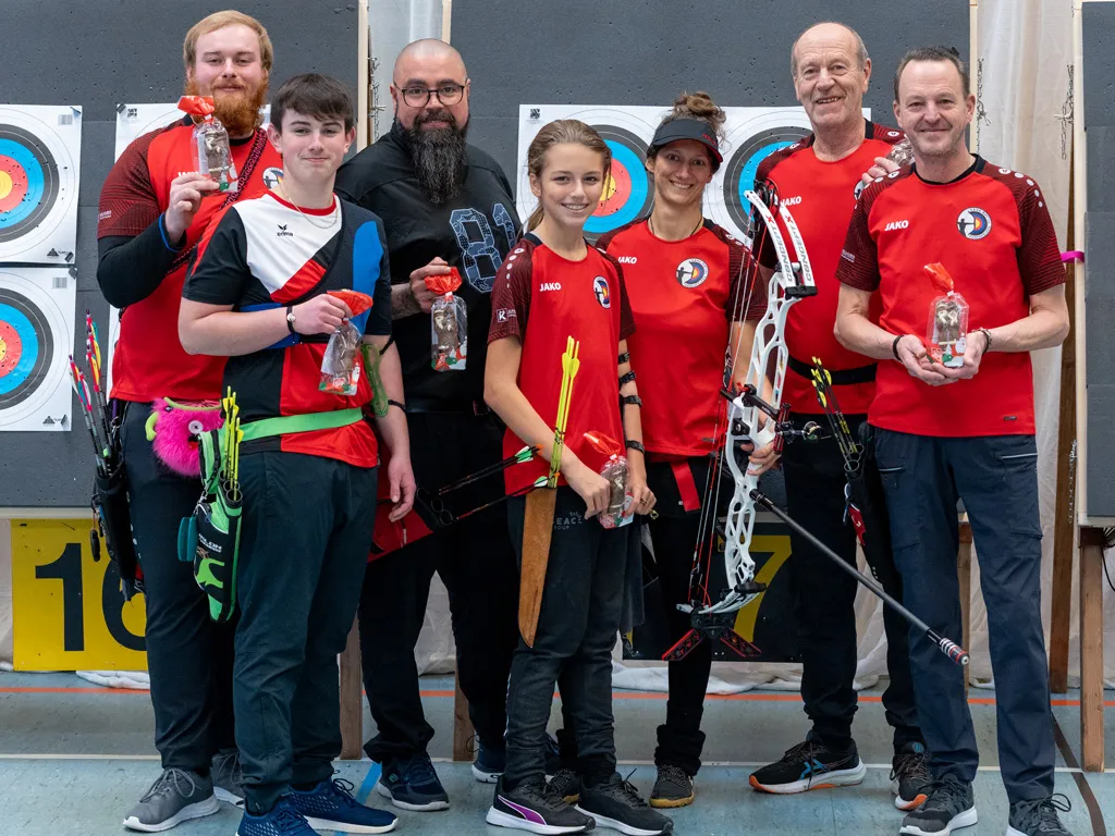 Gruppenbild der Schützen vom 1. BSC Rottal au fem Ergoldinger Nikolausturnier