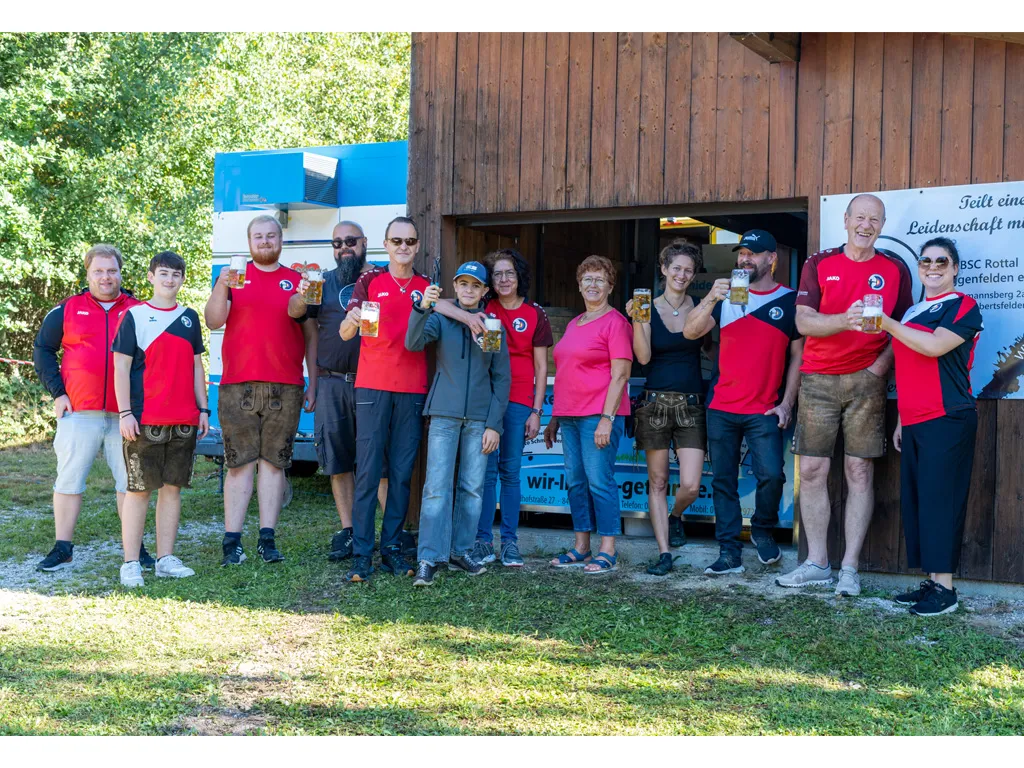 Gruppenbild der Helfer beim Herbstfest